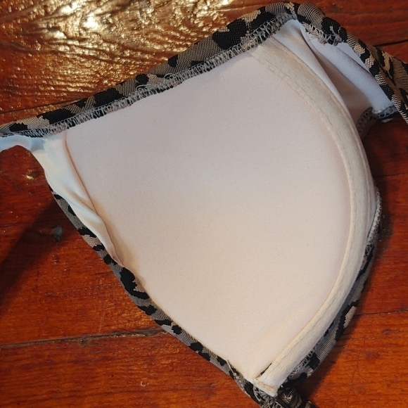 Shade & Shore Gray Leopard Print Halter Neck Bikini Top Sz 32B - Picture 6 of 9